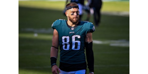 Aikooko Zach Ertz liittyä New England Patriotsiin?